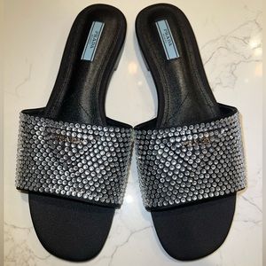 BRAND NEW Sequin Luxury Sandal